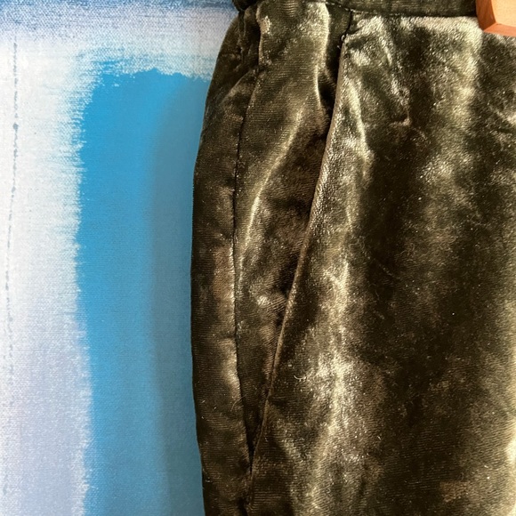 Vince Camuto velvet wide leg pants - Picture 4 of 6